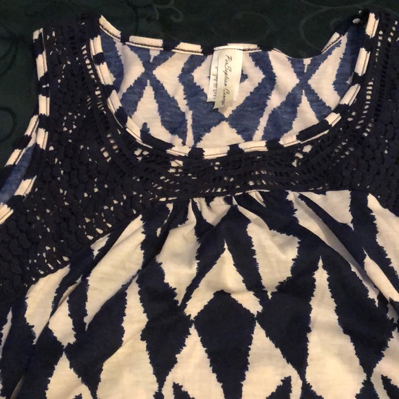 Patterned Tank - Picture 2 of 4